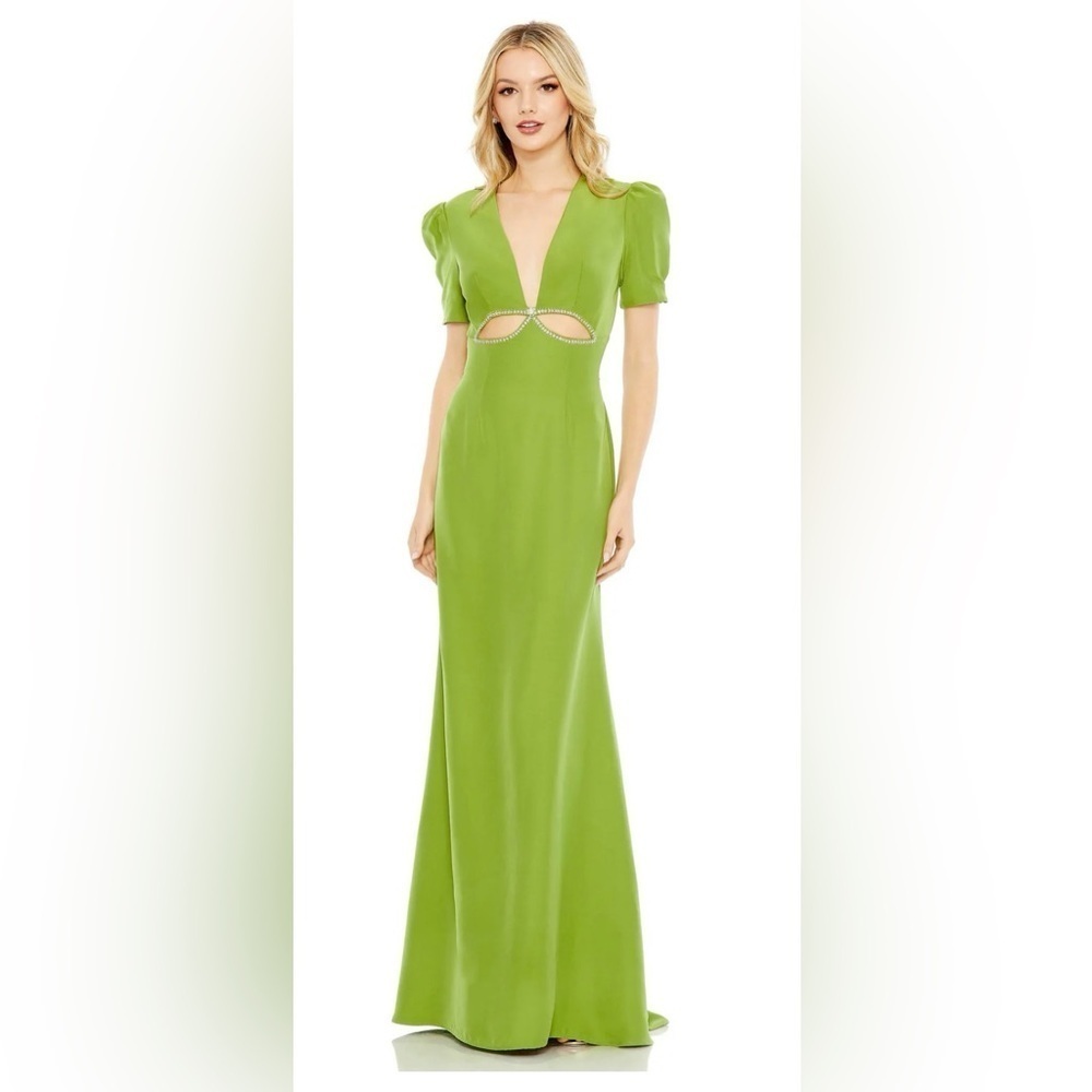 Mac Duggal 2630 NWT Apple Green Plunge Neck Puff Sleeve Cut Out Gown